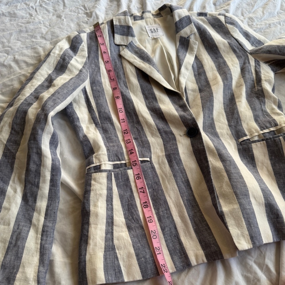 GAP Linen Striped Blazer – Size 2 Petite - Picture 5 of 8